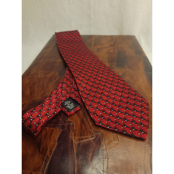 The Nature Conservatory Bull Silk Red Tie 4.5x62" - Picture 3 of 6
